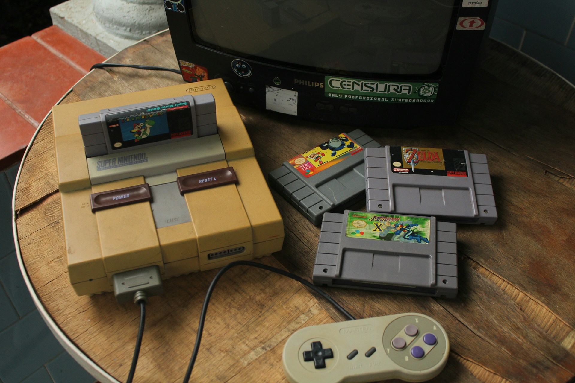 Ancienne console de jeux vidéo
